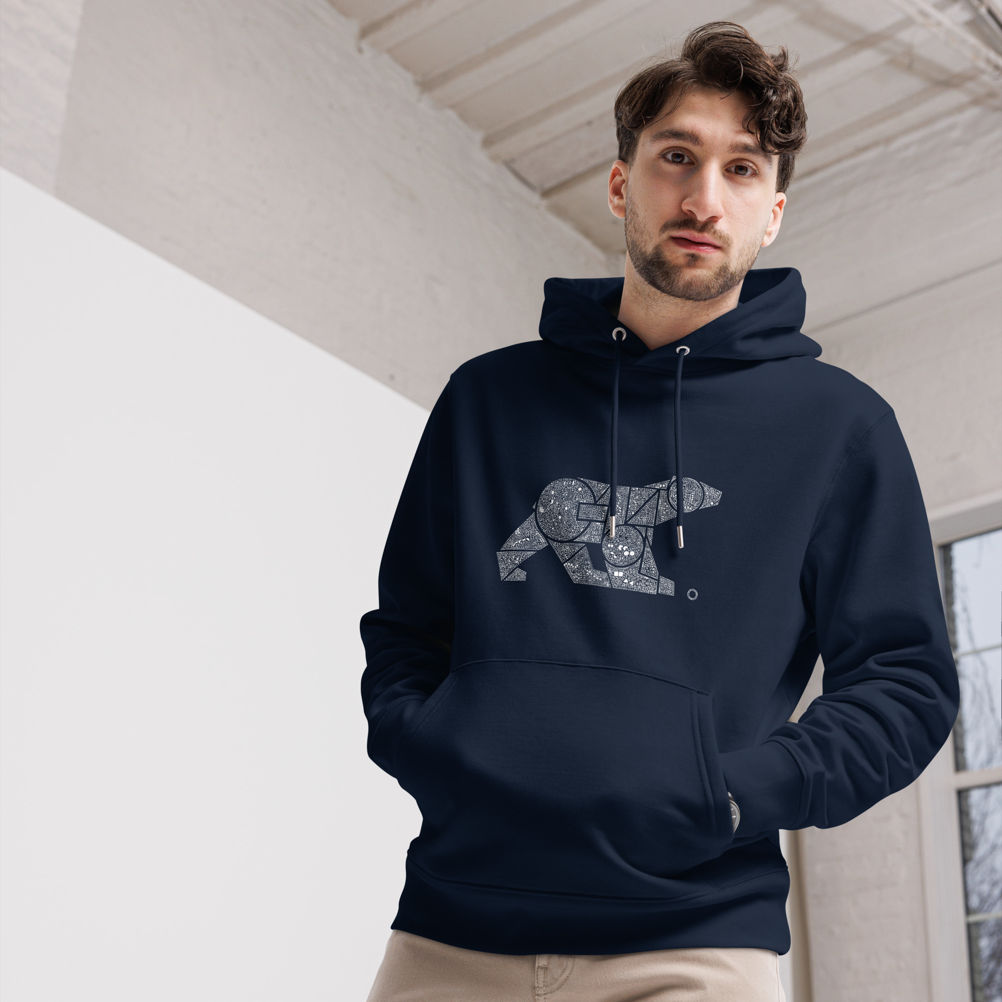 L’Ours de Pompon — Hoodie — Foncé – Image 2